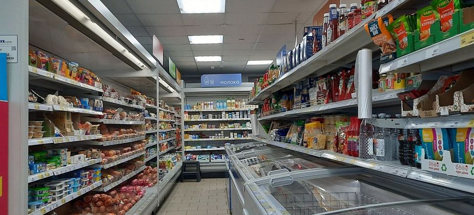Двое горожан предстанут перед судом за хищение коньяка из магазина