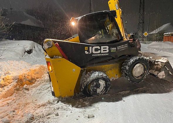 Дорожные службы Краснотурьинска перешли на круглосуточный режим работы после снегопада