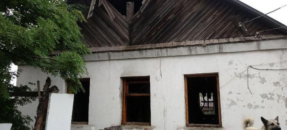На Суходойке горел дом