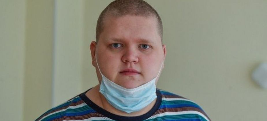 Е1.ru: североуральцу весом 200 килограммов удалили почти весь желудок, чтобы он смог похудеть