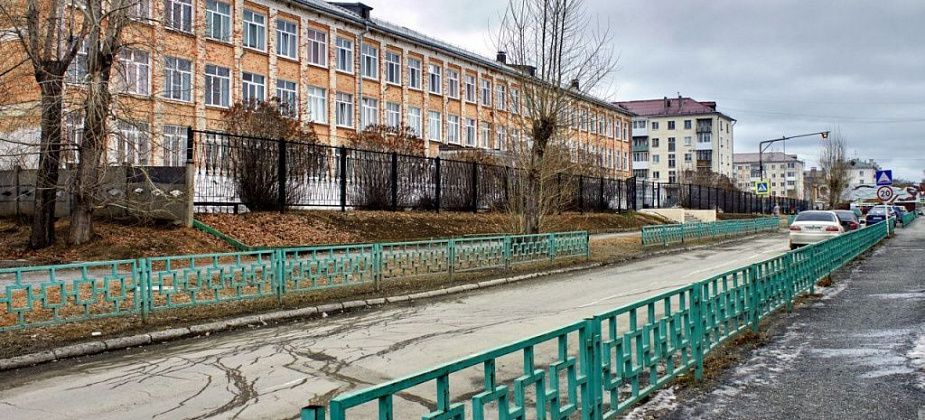 Отремонтируют крышу спортзала 23-й школы