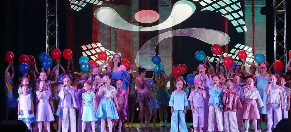 Лучшие молодые горожане получили премии
