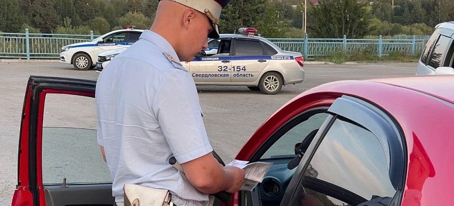 Сегодня стартуют рейды по поиску пьяных и бесправных водителей