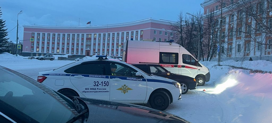 Под суд пошел водитель, сбивший в центре Краснотурьинска женщину из Карпинска