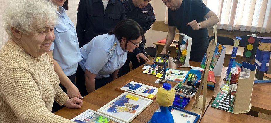 В полиции назвали победителей конкурса «Дядя Степа - 2025»