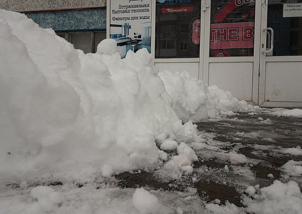 Победителя «пятимиллионного» контракта на чистку тротуаров определила минута