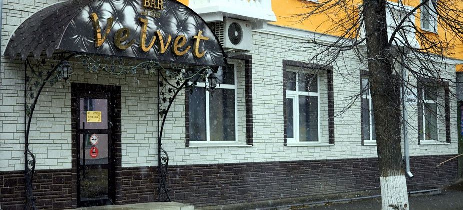“Была одета в кофту и плавки”. Ищут горожан, оказавших помощь женщине, которую угрожали убить
