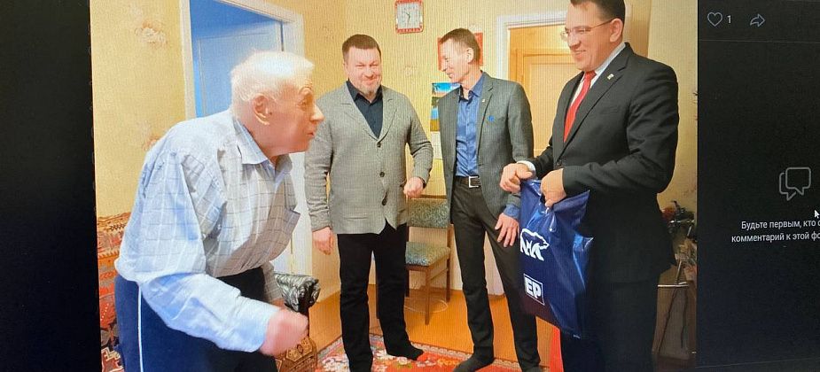 Власти Краснотурьинска поздравляют ветеранов Великой Отечественной с Новым годом