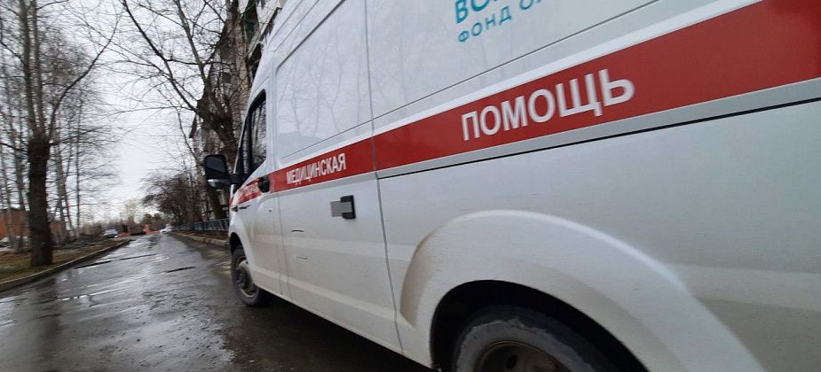 Краснотурьинская семья благодарит фельдшера скорой помощи