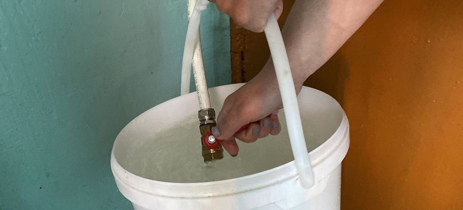 На трех улицах Медной Шахты не будет холодной воды. Временно