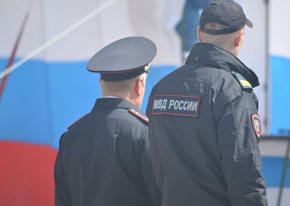 Суд прекратил дело по иску юридического института к бывшей курсантке