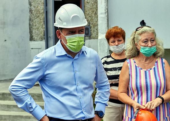 Евгений Куйвашев взял под личный контроль решение вопроса с затопленным домом на улице Попова в Краснотурьинске