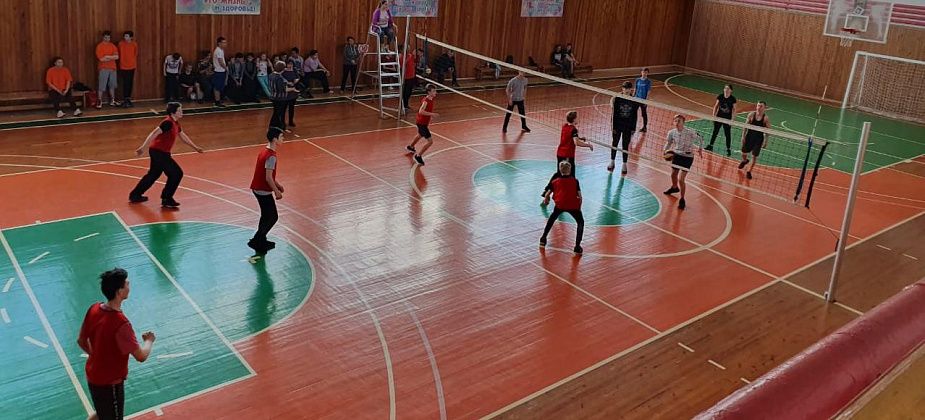 Коррекционные школы трех городов сыграли в пионербол