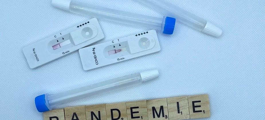 В больнице не смогли закупить экспресс-тесты на ковид