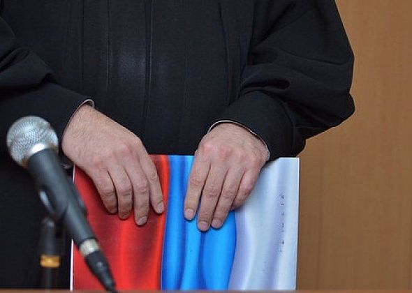 Женщину не посадили за то, что она ударила ножом супруга. Он ее избил из-за сна об измене