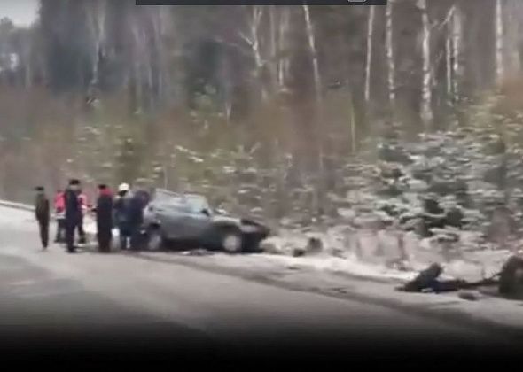 В тройном ДТП на выезде из Серова погиб водитель "Нивы"