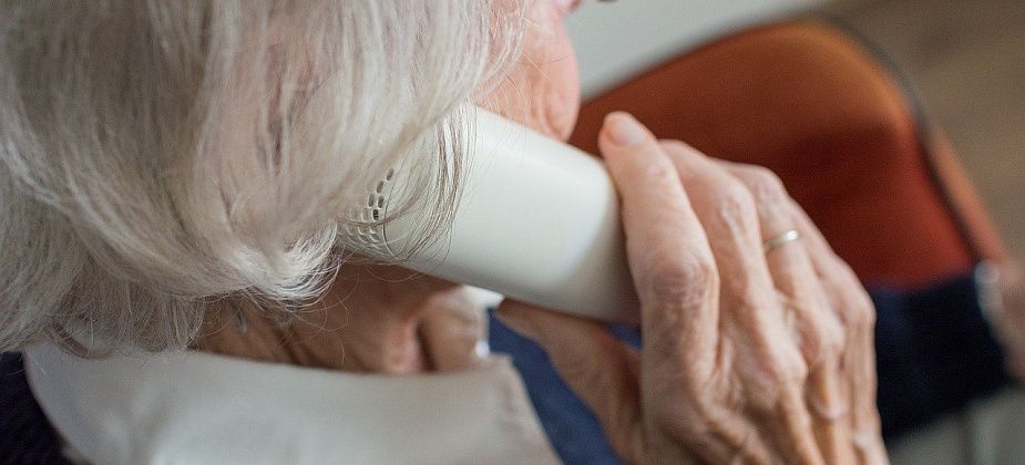 Рассказываем, почему сейчас нужно особенно позаботиться о пожилых людях и как это сделать