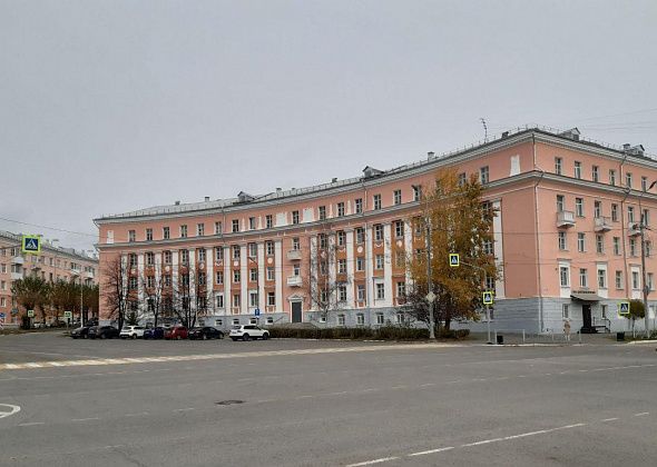 Муниципалитет заплатит по долгам за коммуналку в «общежитии» на площади