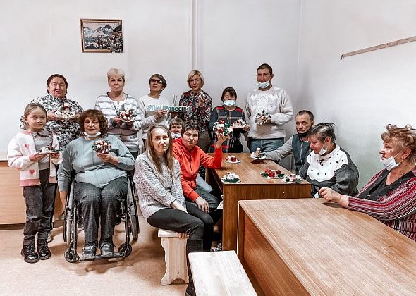 Специалисты подростково-молодежного центра "Ровесник" посетили Краснотурьинское отделение общества инвалидов 