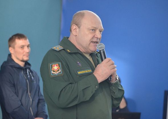Мэр Краснотурьинска выразил соболезнования в связи с гибелью военкома Сергея Чекасина