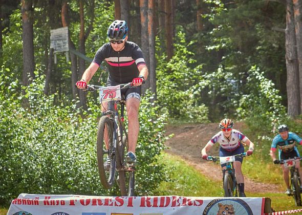 Велосипедисты 14 городов соревновались в Краснотурьинске в стиле кросс-кантри