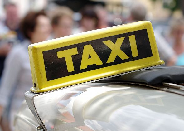 Водитель такси заплатила почти 80 000  рублей за нанесение травмы пассажирке