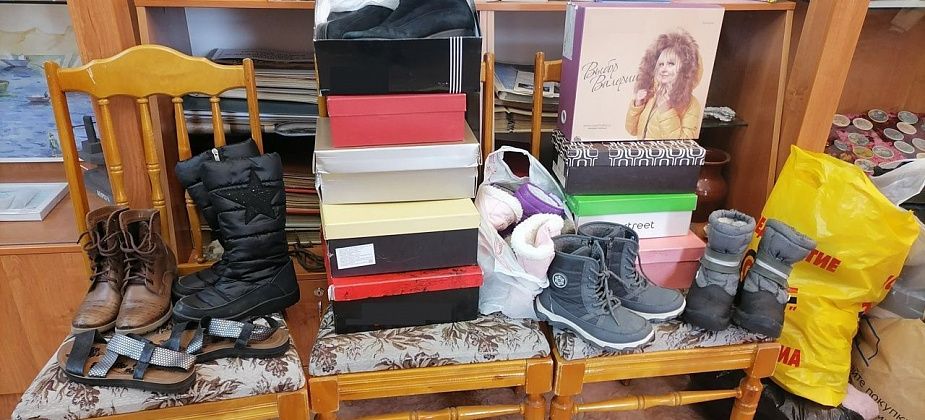 Библиотека Рудничного собирает вещи для малоимущих