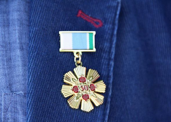 Две пары из Краснотурьинска наградят за 50 лет в браке