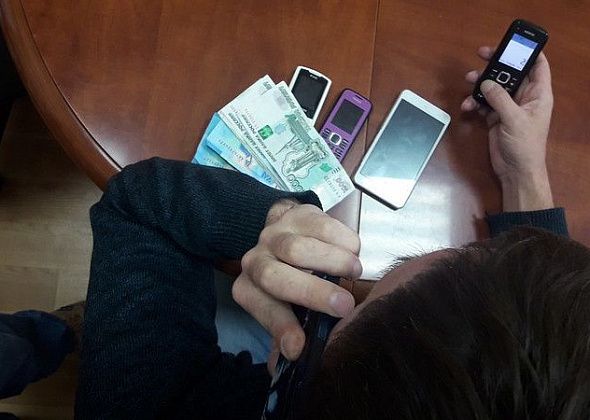Жительницу Краснотурьинска развели мошенники на 400 тысяч рублей