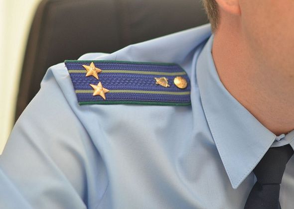 Можно пожаловаться на ТСЖ и управляющие компании. Прокуратура области проводит горячую линию по вопросам ЖКХ