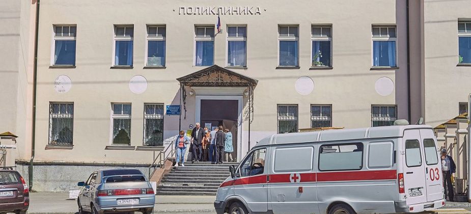"Мы что, бараны? Что вы нас гоняете?". Пенсионер, прошедший медкомиссию для трудоустройства, возмущен