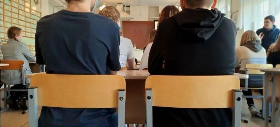 В Краснотурьинске прокомментировали появление парт, посвященных Героям СССР