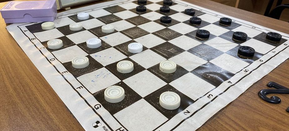 Ко Дню города в Краснотурьинске прошли турниры по шашкам и шахматам