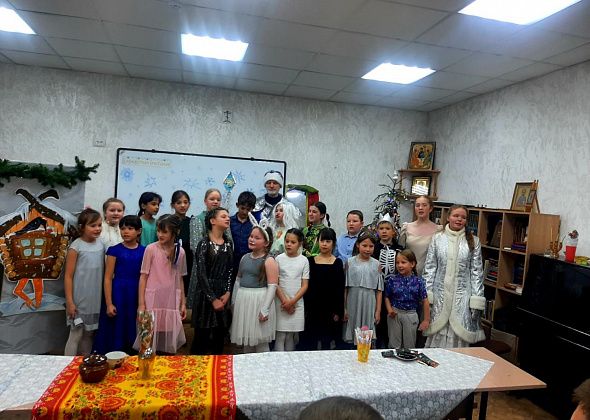 В воскресной школе «Росток» поставили рождественский спектакль