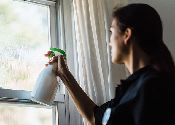 Как помыть окна, чтобы на них не осталось разводов: 4 совета для любителей чистоты