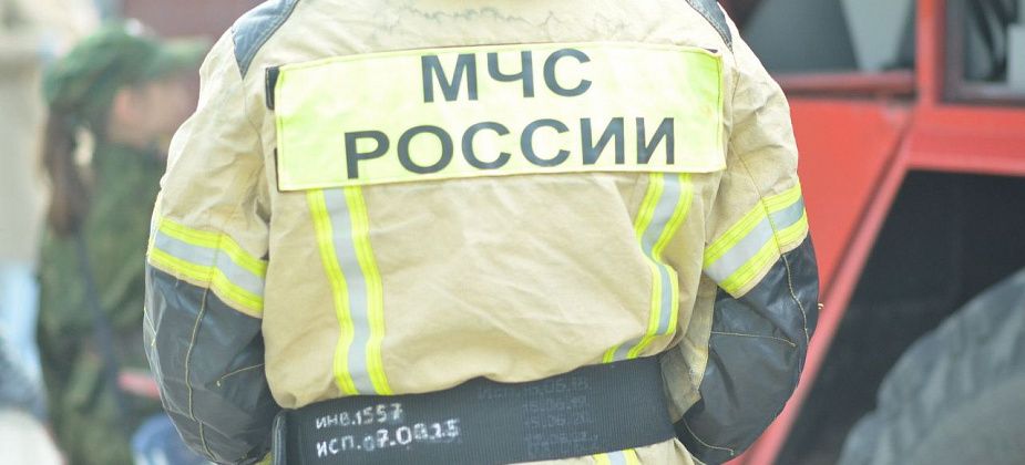 Возле лыжной базы горел деревянный сарай  