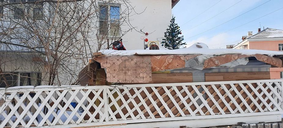 Управляющая компания потребовала от горожанина снести самострой по Колхозной
