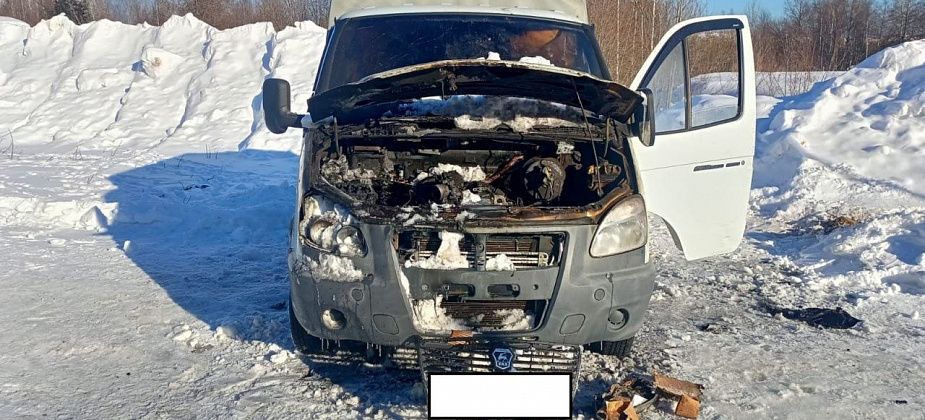 В гаражах горела "ГАЗель"