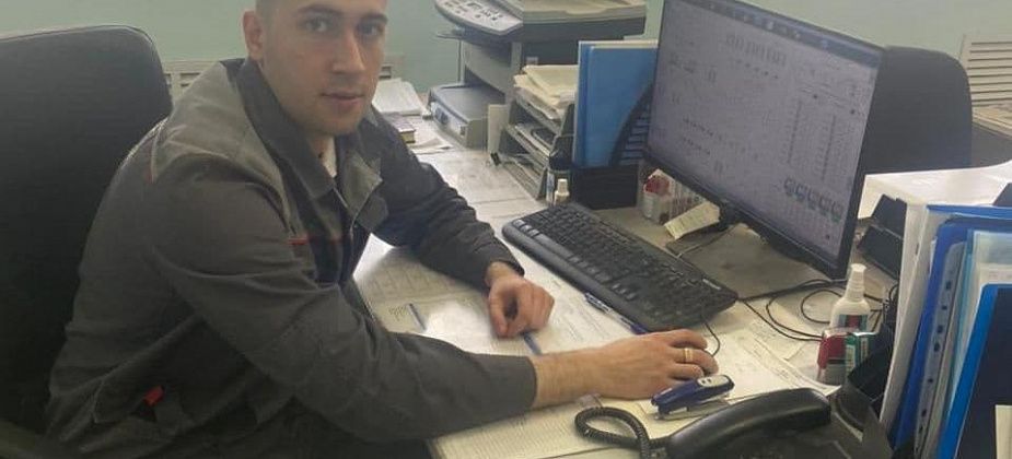 Молодой руководитель Константин Алексеев рассказал о преимуществах работы на заводе