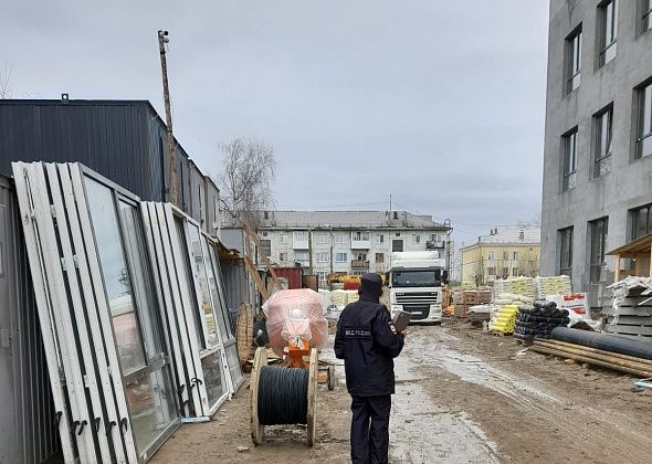 Полицейские при поддержке ФСБ продолжают рейды по выявлению миграционных нарушений